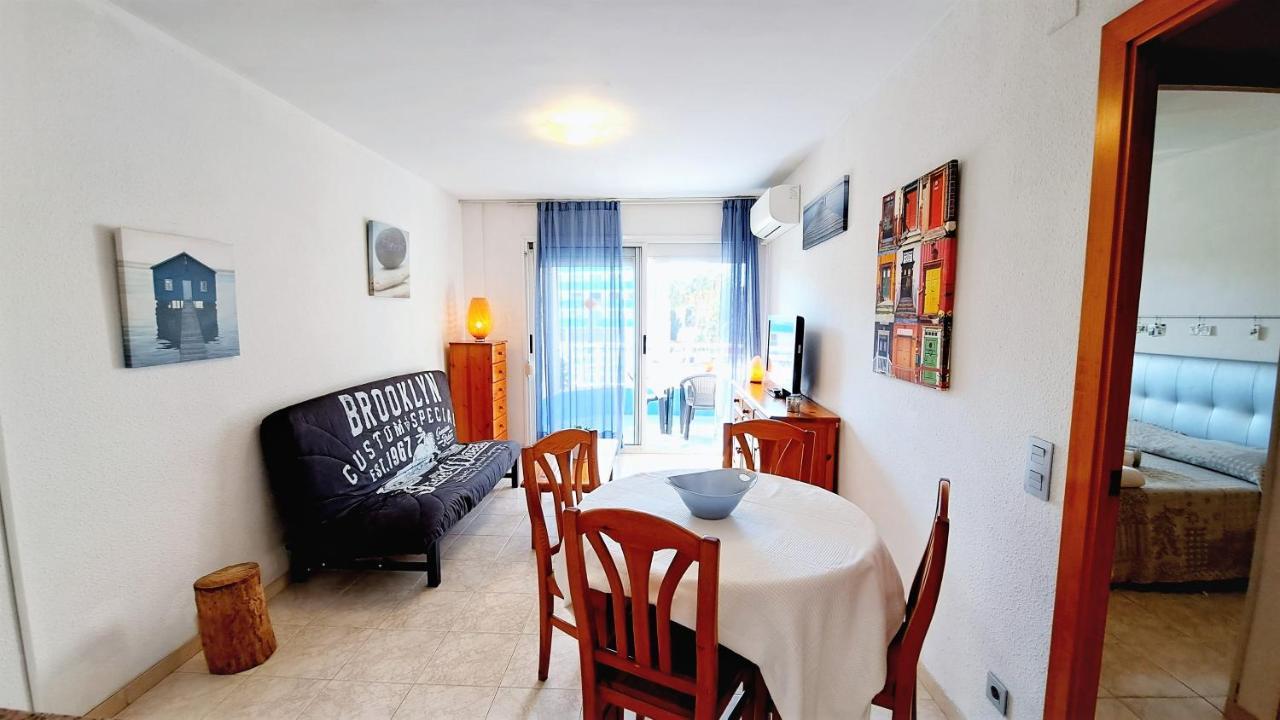 Apartamentos Navarra 07 Salou Bagian luar foto