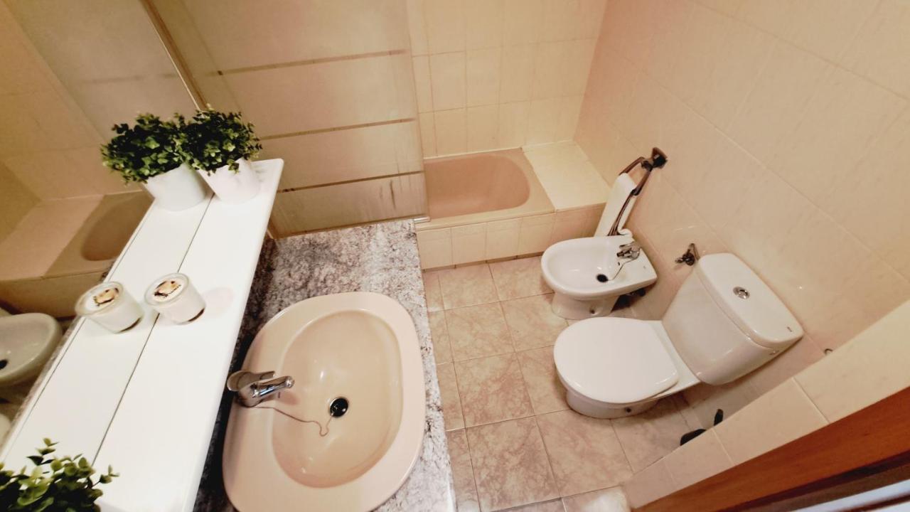 Apartamentos Navarra 07 Salou Bagian luar foto